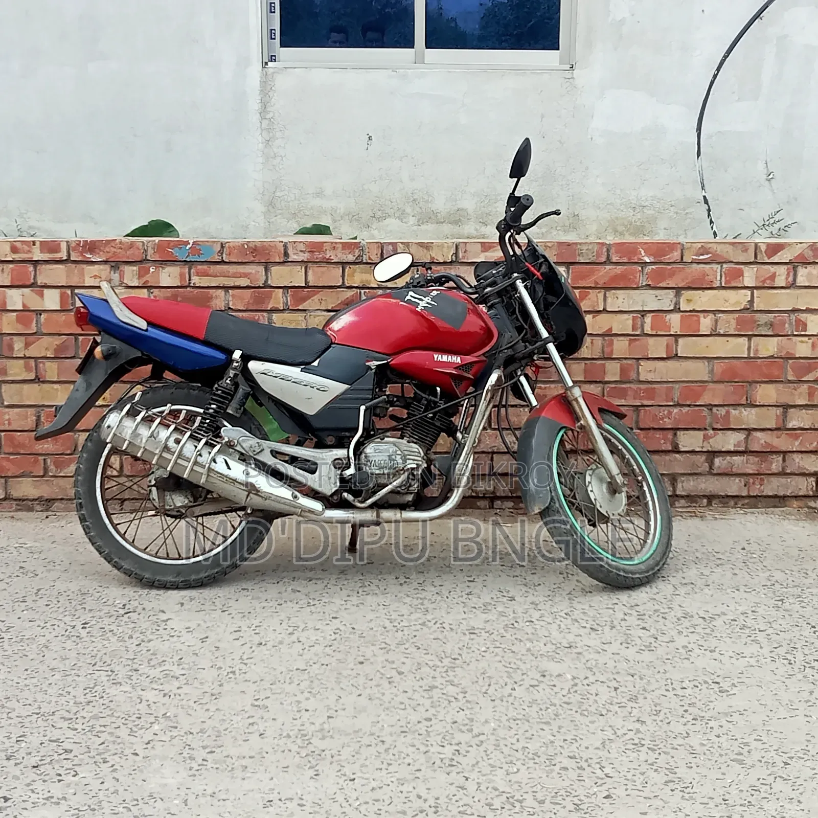 Yamaha 2006 Red