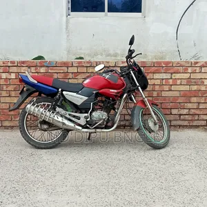 Yamaha 2006 Red