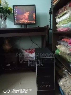 Desktop Computer 4GB HDD 512GB
