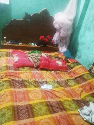 একটা খাট বিক্রি হবে
