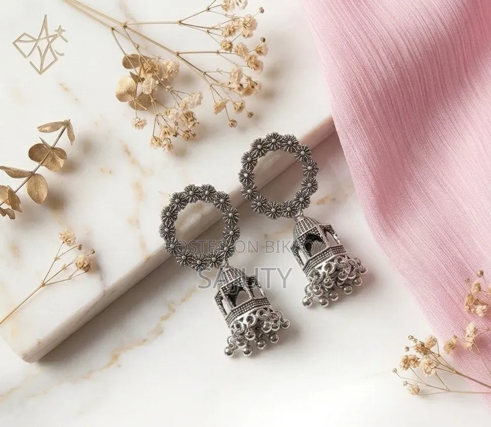 Get this beautiful pair of earrings at a 20% discount