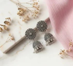 Get this beautiful pair of earrings at a 20% discount