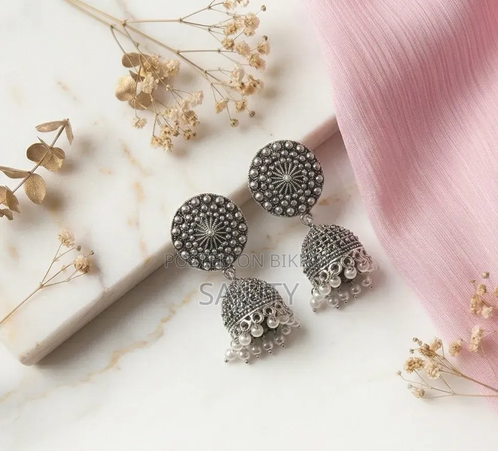 Get this beautiful pair of earrings at a 20% discount