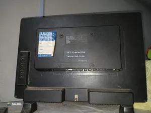 Monitor 19"