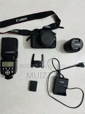 ফ্ল্যাশ লাইটসহ Canon 1200d DSLR