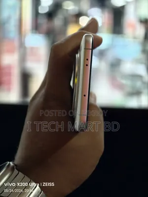 New Oppo Find X8 Pro 512 GB White