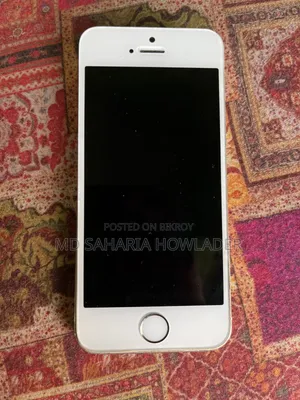 Apple iPhone 5s 16 GB Gold