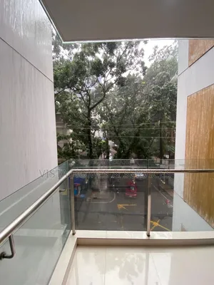 4,000 SFT Exclusive Commercial Floor in Gulshan-1 (Lakeside)