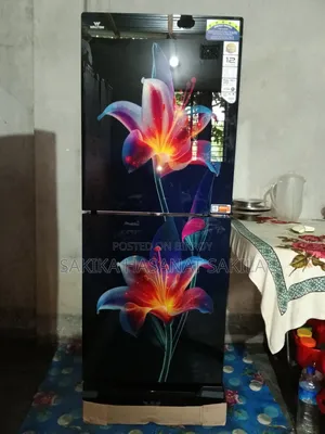 একটি নতুন ফ্রিজ বিক্রি