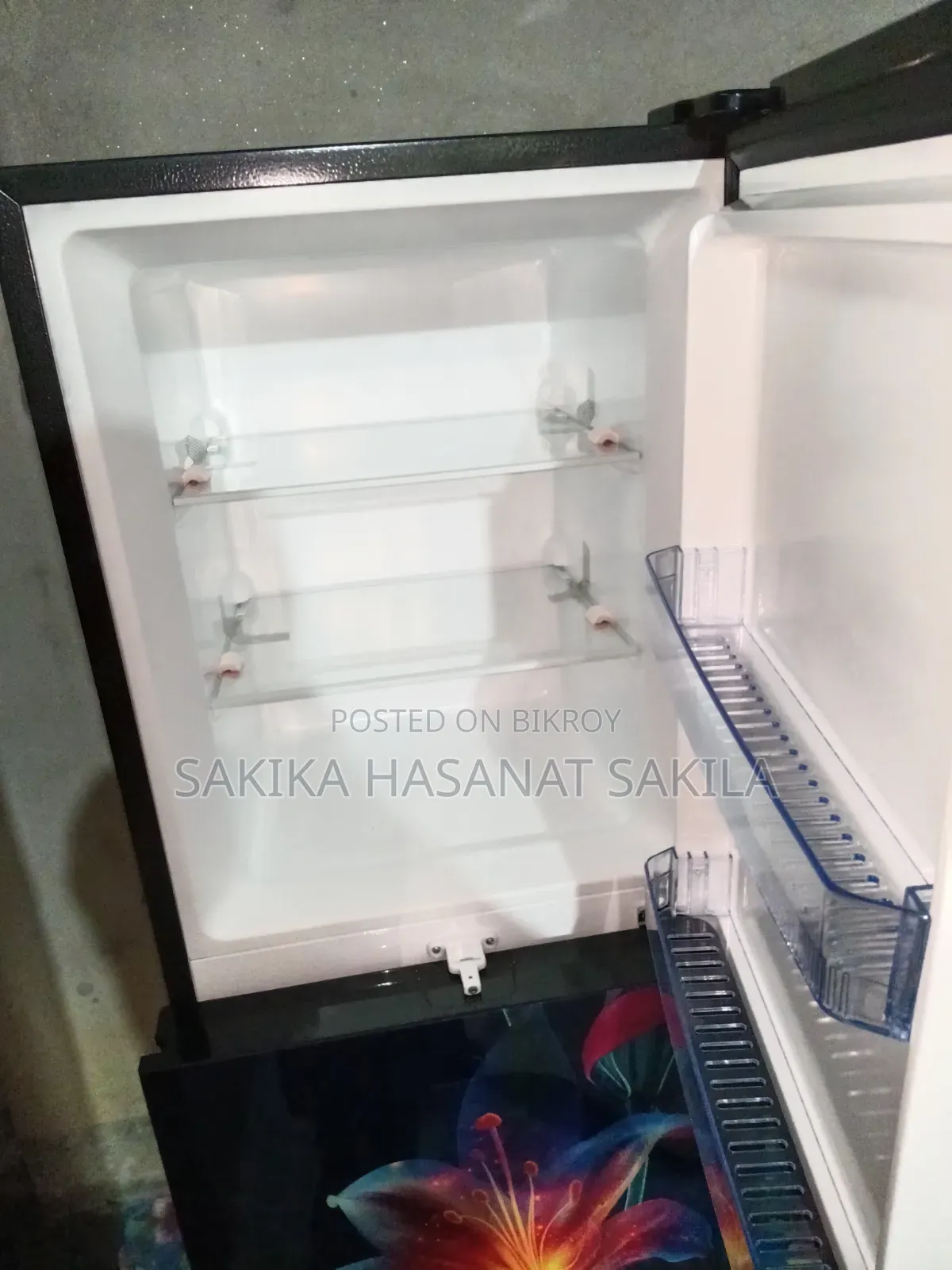 Selling a New Fridge