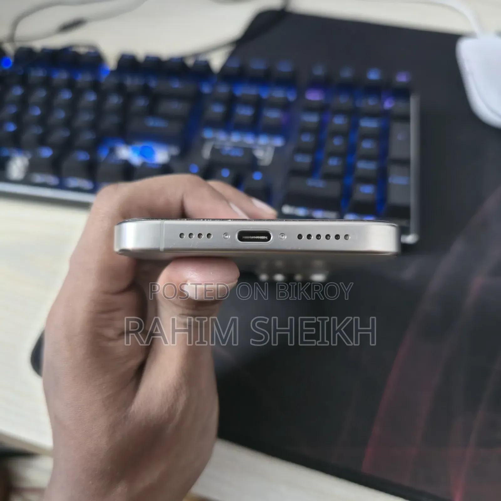 New Apple iPhone 15 Pro Max 256 GB Silver