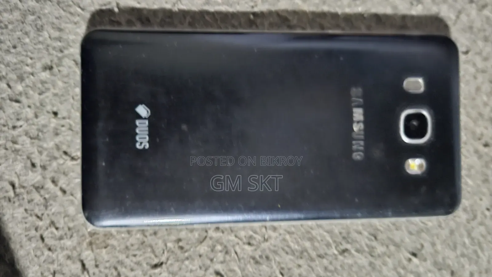 Samsung Galaxy J5 16 GB