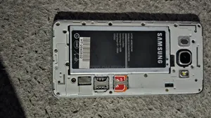 Samsung Galaxy J5 16 GB
