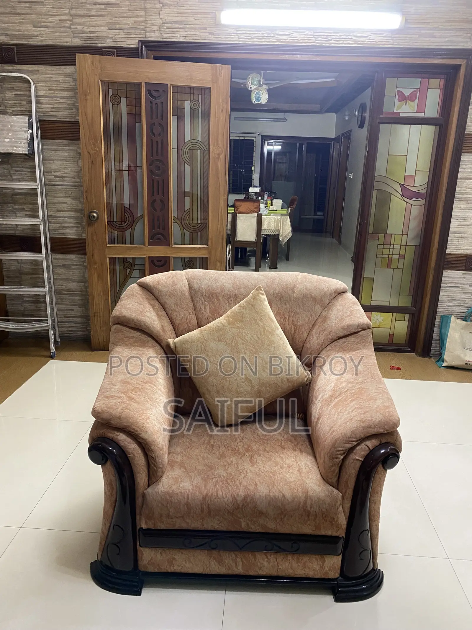 Nadia Sofa Sets