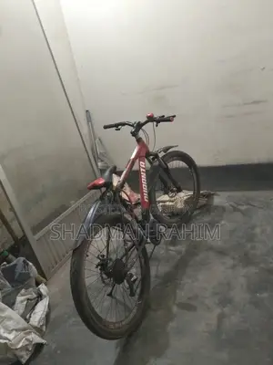 একটি ফুল ফ্রেশ সাইকেল বিক্রি করা হবে।