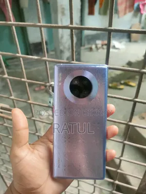 Huawei Mate 30 . (Used)