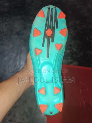 Football Boot For Sale