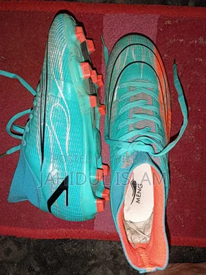 Football Boot For Sale