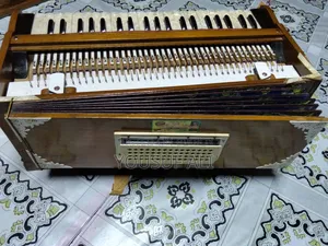 42-Key Harmonium