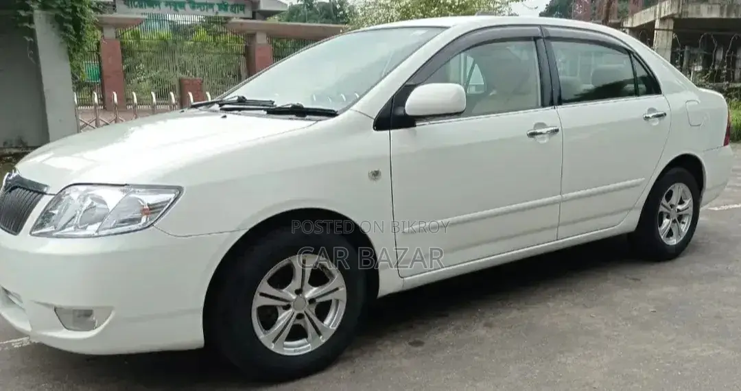 টয়োটা করোলা ২০০৬ পার্ল