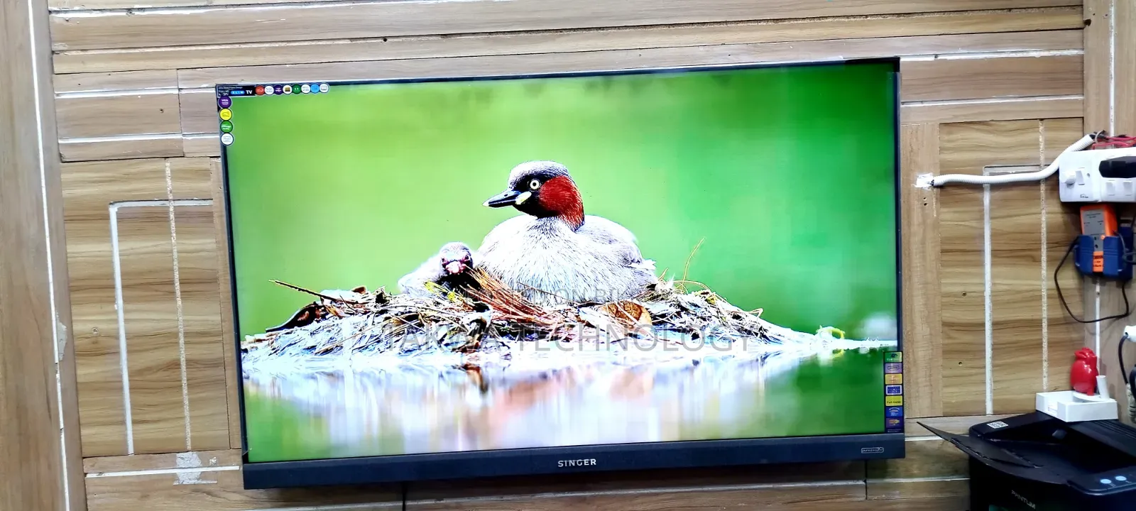 Singer 50" Smart Frameless Soundbar System Atmos Sound Like New