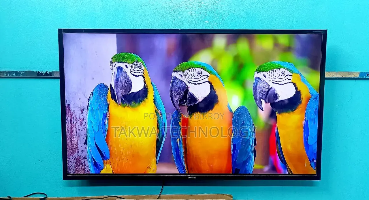 Samsung 43" Inche Smart Support Ultra Uhd Resolution Tv Like New