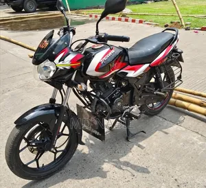 New Bajaj Discover 125 2021 Black
