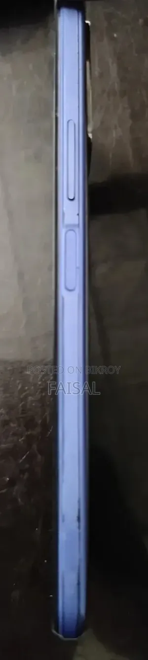 Vivo Y21 64 GB Blue
