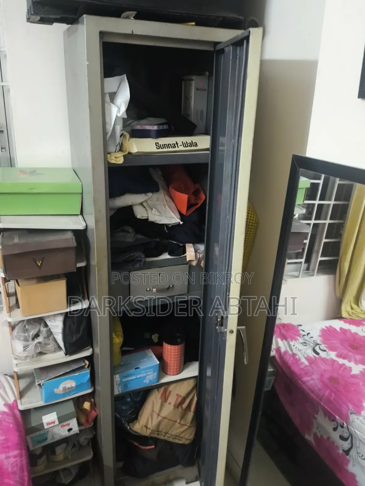 Steel Almira For Sell