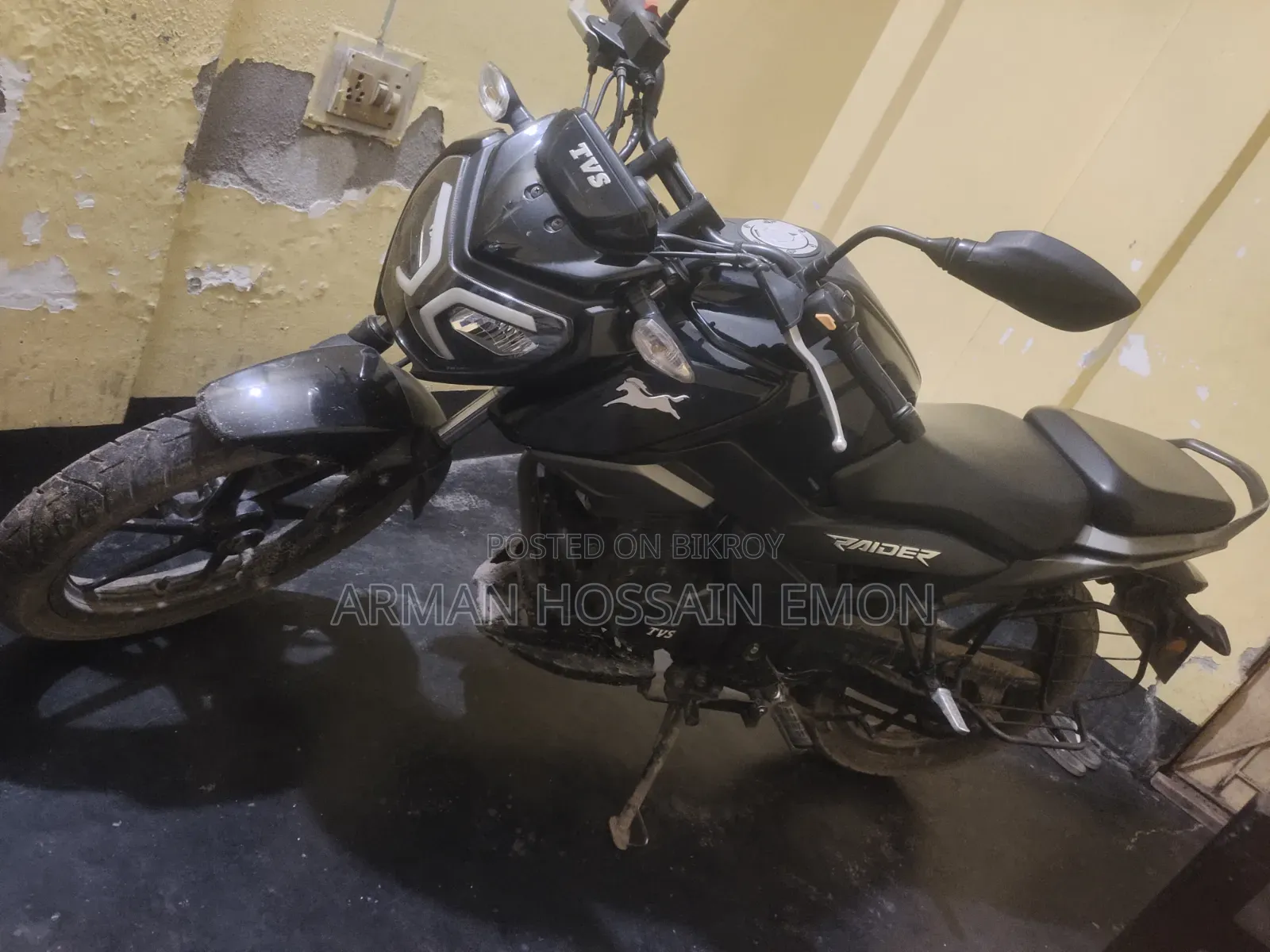 TVS Raider 125 2023 Black