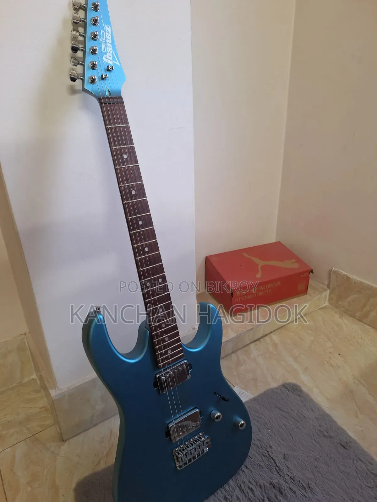 Guitar Sell Post 1 Day Used