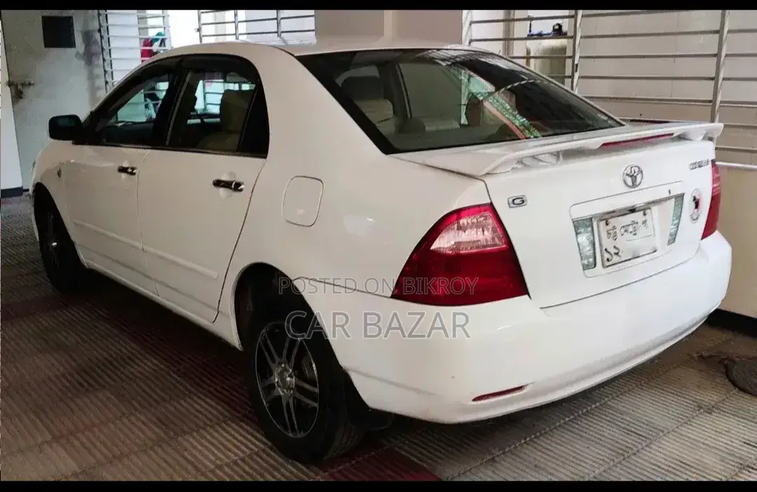 Toyota Corolla 2005 White