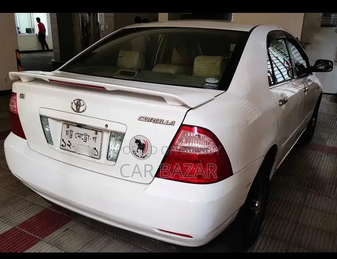 Toyota Corolla 2005 White