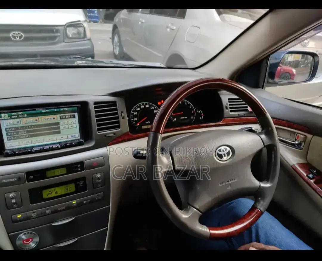 Toyota Corolla 2005 White