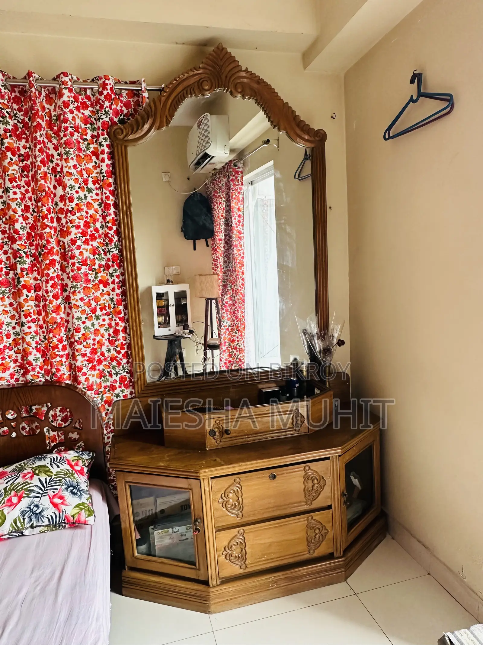 Original Teak Wood Dressing Table