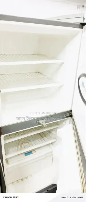 Walton 286-Liter Fridge for Sale
