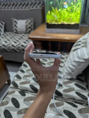 iQOO 256 GB White