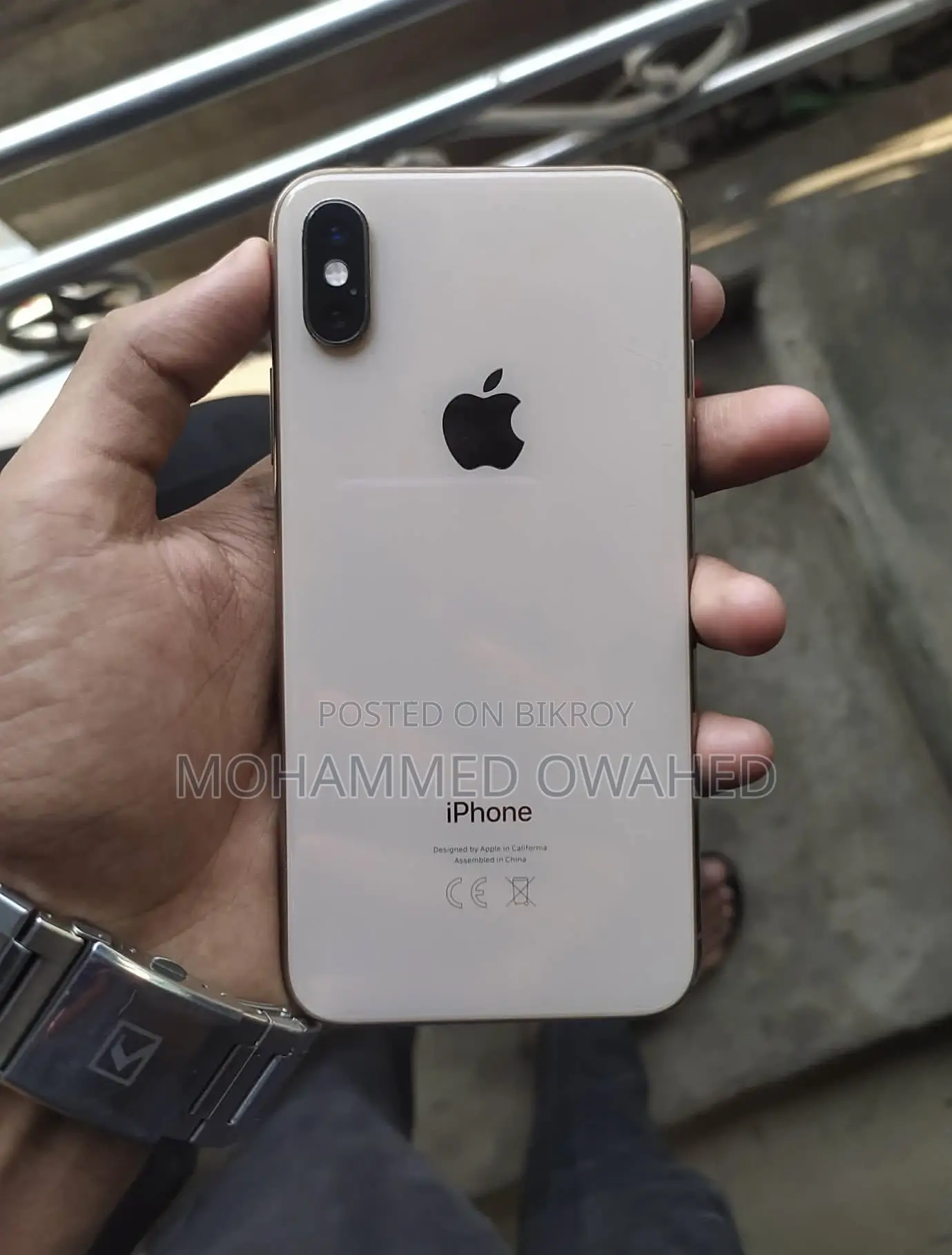 Apple iPhone XS 64 GB Gold