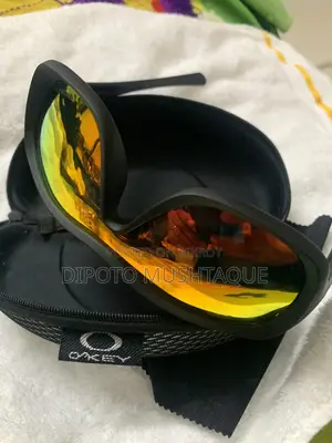 Oakley Sunglasses. Holbrooktm Prizmatic Collection