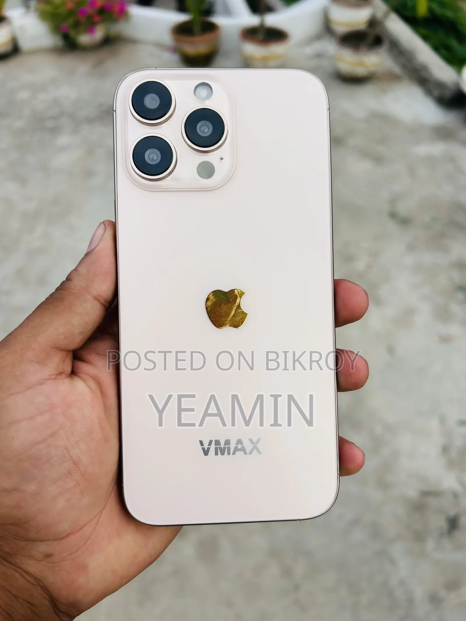 New Mobile Phone 64 GB Gold