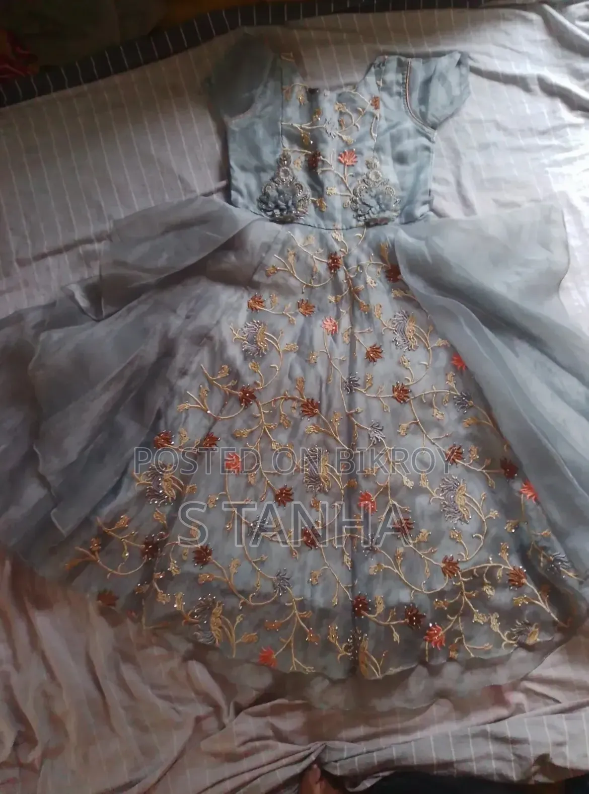 Girls' Gown Age 10-13