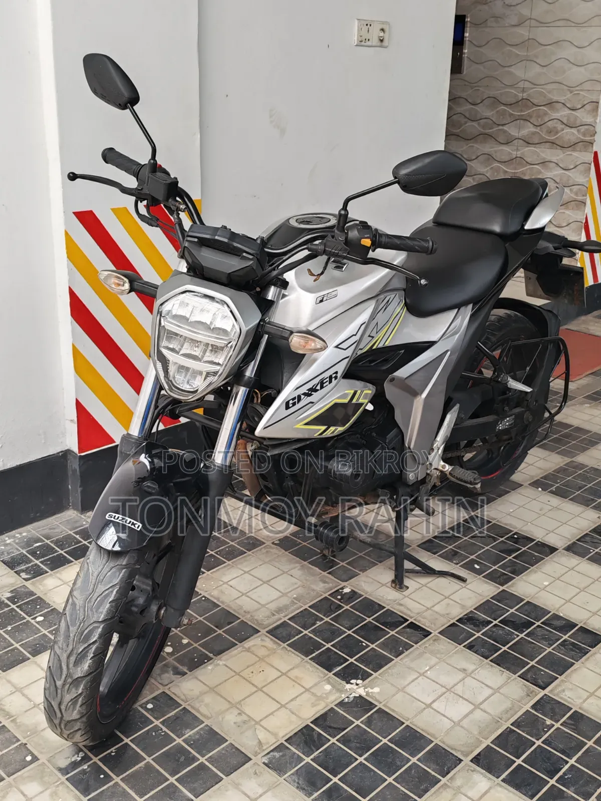 Suzuki Gixxer Fi ABS 2021 Silver