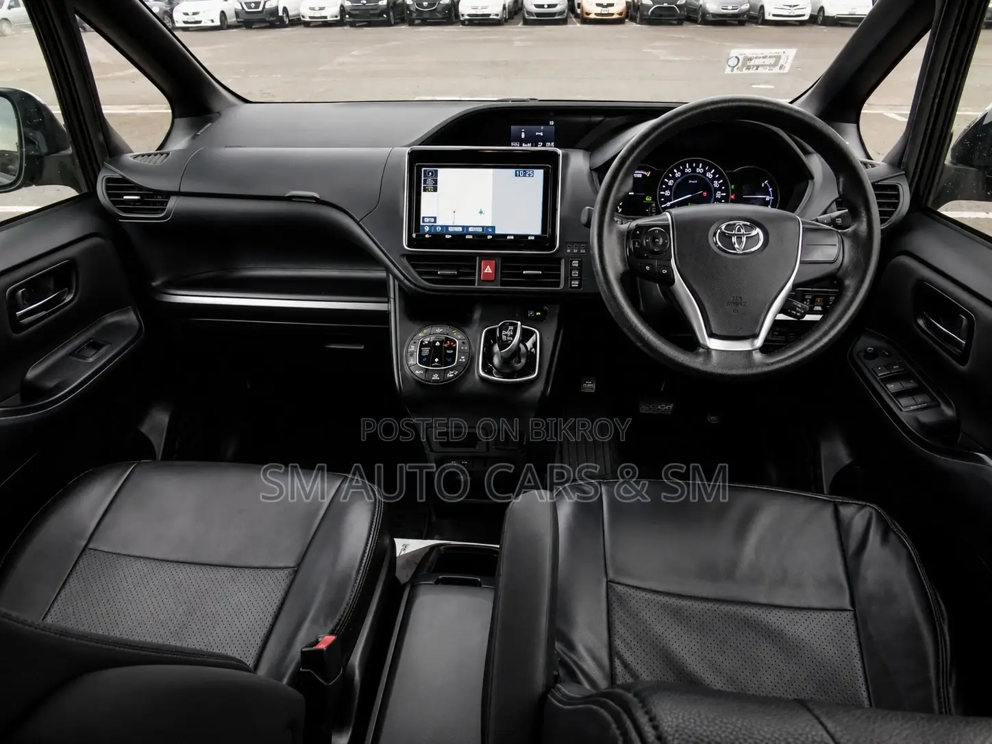 Toyota Noah 1.8 FWD Hybrid (7 Seater) 2021 Black