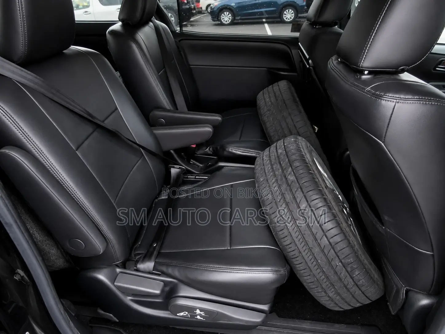 Toyota Noah 1.8 FWD Hybrid (7 Seater) 2021 Black