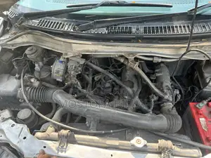 Toyota Noah 2001 Silver
