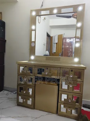 Vanity With Light and Seating Tool