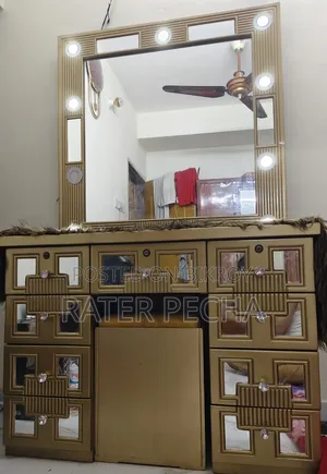 Vanity With Light and Seating Tool