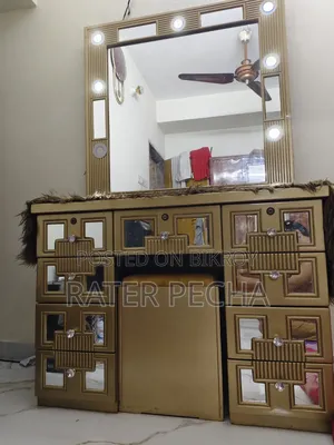 Vanity With Light and Seating Tool