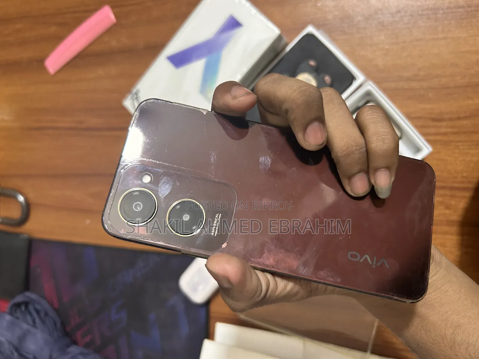 Vivo Y18 128 GB Red