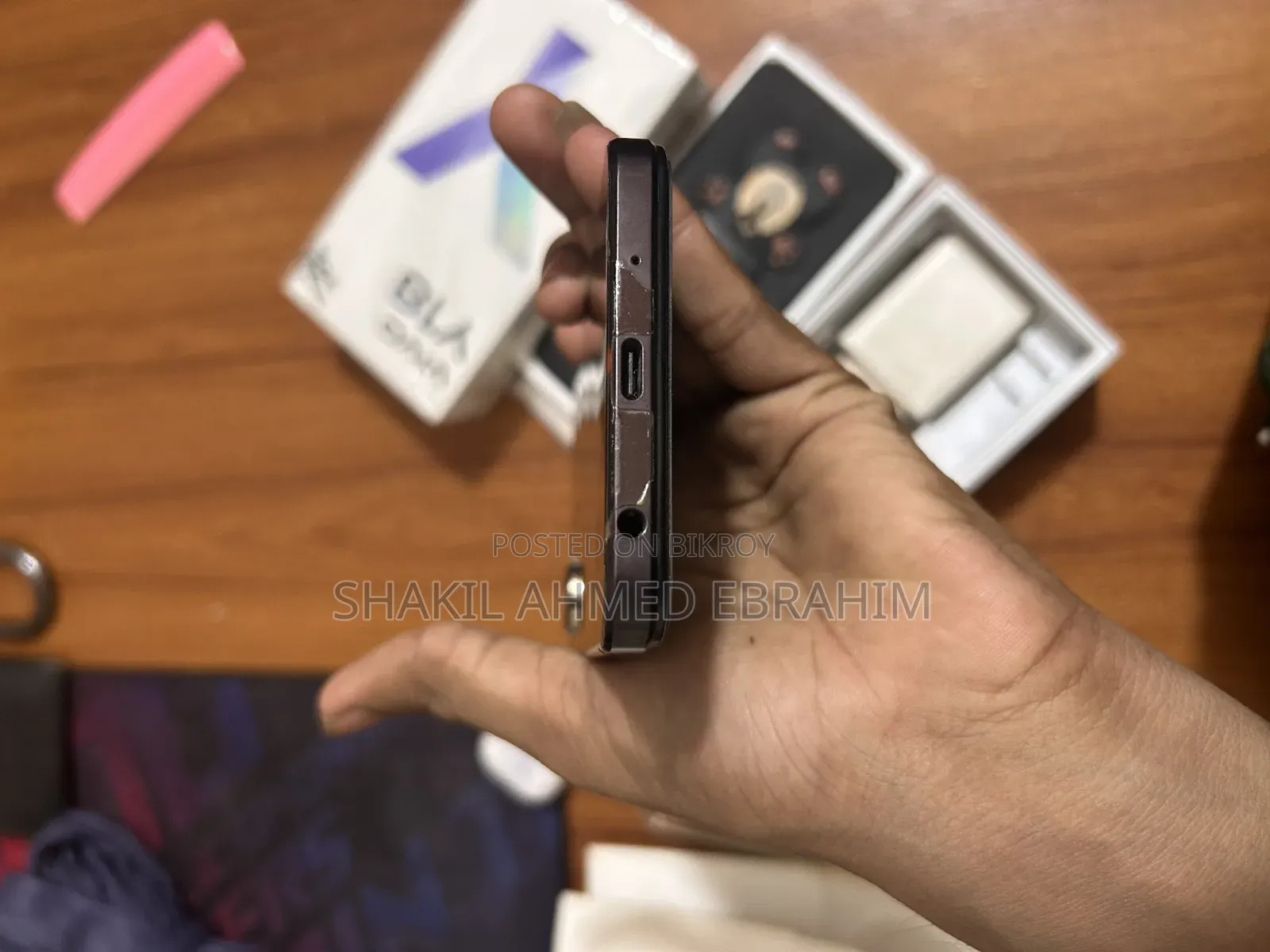 Vivo Y18 128 GB Red